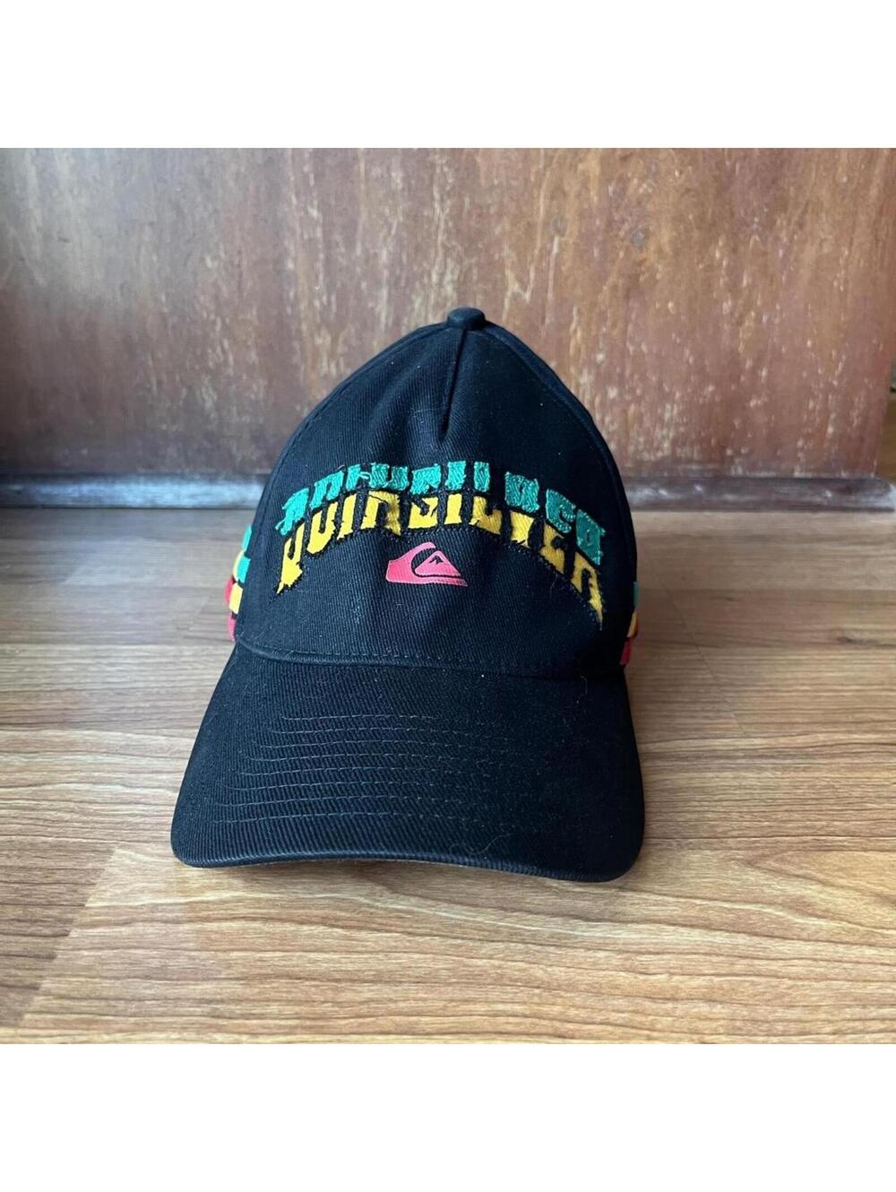 Vintage reggae quicksilver surf hat with pin | size S/M